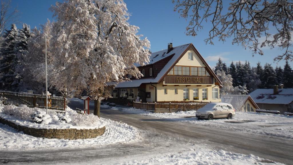 Penzion Na Podlesi Javorník エクステリア 写真
